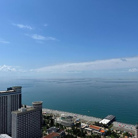 Orbi City 45 Floor Batumi Exteriör bild